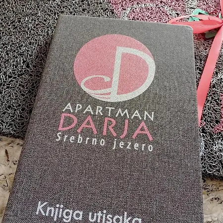 Darja Sa Pogledom Na Jezero Apartament *