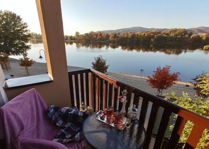 Darja Sa Pogledom Na Jezero Apartman Ostrovo